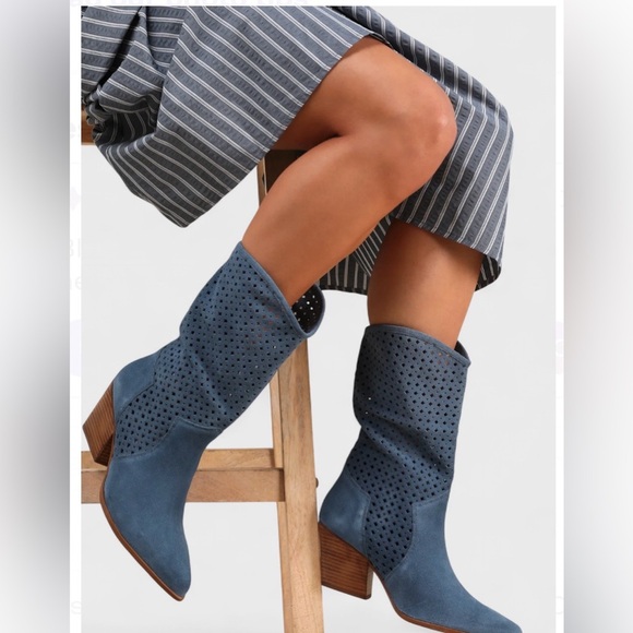 Seychelles Shoes - Seychelles Diva Blue Suede Perforated Mid-Calf Boots – Size 7.5 – NEW